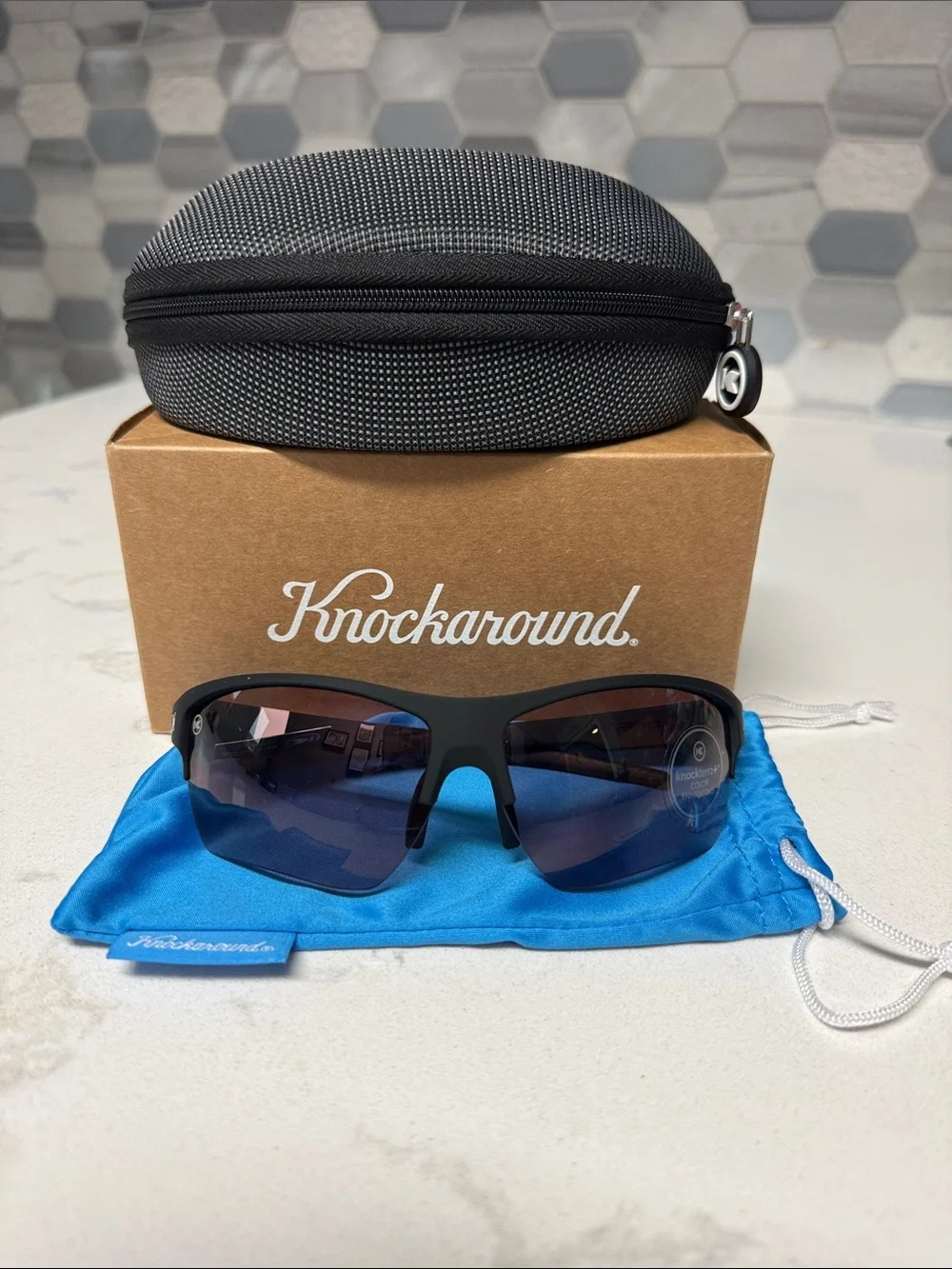 knockterra Fairway Men’s Sunglasses — Black Frame with Red Lenses